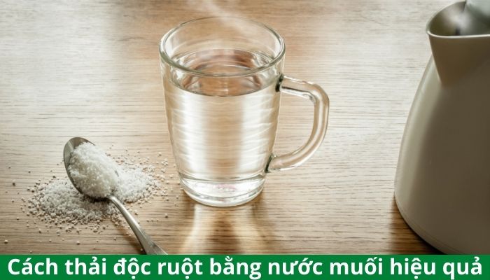 thai-doc-ruot-bang-nuoc-muoi
